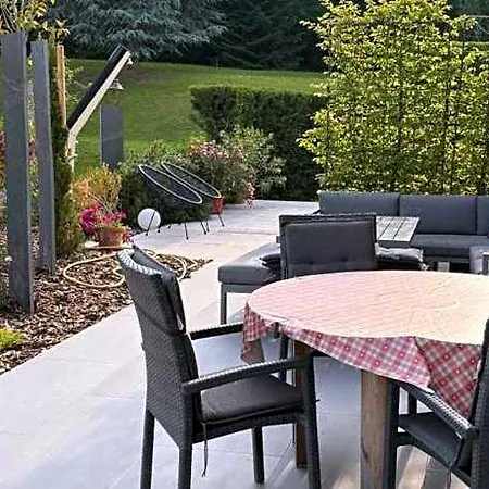 Les Chez Christine Frühstückspension