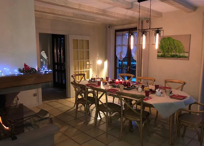 فندق مبيت وإفطار Les Chez Christine أوتْروت